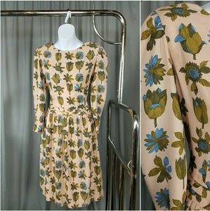 Vintage Style Tulip Flower Long Sleeve Dress